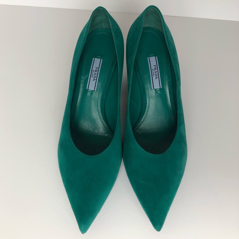 PRADA Green Pointy Toe Pumps